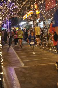 BIB: 5141
                            <button type="button" onclick="openModal(26220404)" class="btn btn-primary btn-sm float-right btn-popup" data-toggle="modal" data-target=".modal-high-quality">
                        <i class="fas fa-shopping-cart"></i> Add to Cart
                    </button>
                                            <button type="button" onclick="isThisMe(26220404, true)" class="btn btn-success btn-sm float-right btn-popup btn-isme hidden" data-toggle="tooltip" data-placement="bottom" title="นี่คือรูปของคุณใช่ไหม คลิกที่นี่เพื่อเอาเข้าอัลบั้ม">
                        <i class="fas fa-plus"></i> Add to album
                    </button>
                    <button type="button" onclick="isThisMe(26220404, false)" class="btn btn-warning btn-sm float-right btn-popup btn-isnotme hidden">
                        <i class="fas fa-ban"></i> Remove from album
                    </button>